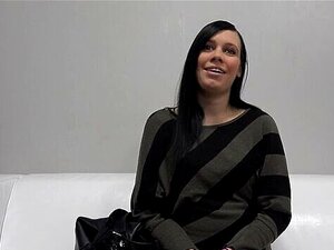 Découvrez un plaisir explosif avec Kristy dans sa nouvelle vidéo