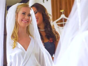 Anissa en chaleur et la jolie mariée Violette baisées par un gros