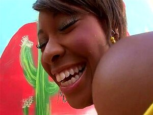 Découvrez la meilleure compilation de culs et de jolies