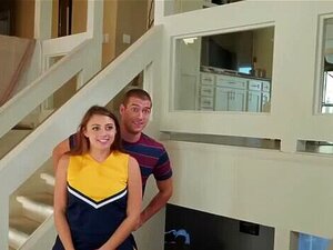 Les mignonnes aiment ça GROS - (Gia Derza, Xander Corvus) - Pom-pom