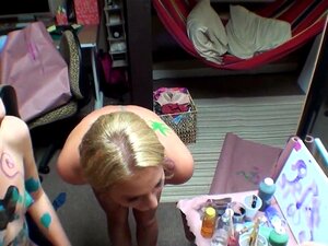 VIDÉOS COQUINES DE DORTOIR, Saison #02 Ép.05, Des étudiantes sexy