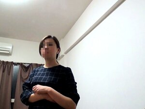 Couverture totale - nouvelles épouses et doigtage sentitif du clito