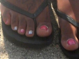 Hood Chick Pink Silver Toenails