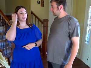 Le mec Gutter baise durement la femme au foyer lubrique