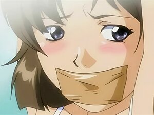 Hentai bondage avec une muselière se fait serrer ses gros seins