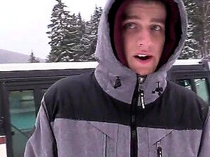 Nous avons décidé de passer de petites vacances de ski en Tchèque