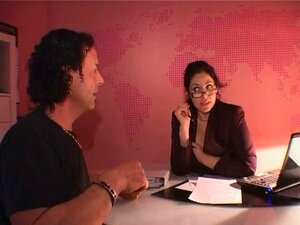 Plongez dans l'univers envoûtant de Tori et Aria. Ces sirènes