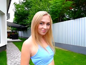 Jenny Wild se prépare minutieusement pour un bon remplissage de