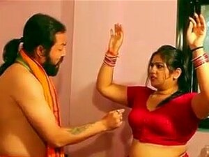 Swamiji jouissant avec la belle Bhabhi,