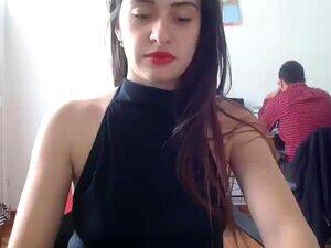 fille chaude éjaculant