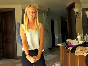 D'innombrables Expériences de Jeune Fille 2-Katie: Un Peep-Show En