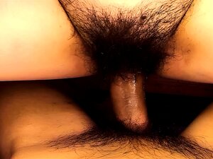 Une Étudiante Japonaise fait l'amour avec un Creampie Amateur au Spa