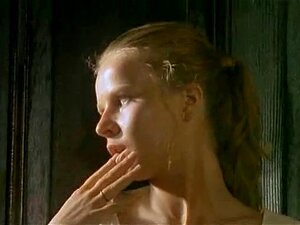 Laura Gemser, Monica Zanchi - Scène Voyeur