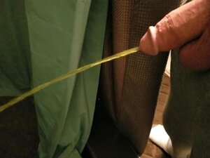 Pisse À Queue
