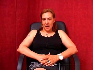 Incroyable pornstar dans un film porno mature et exotique, la rousse