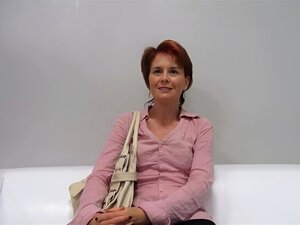 Une Rousse Plus Âgée Prend Shlong Au Casting