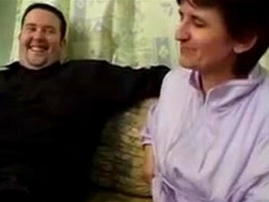 Gros nichons poilus petite grand-mère gangbang