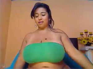 Modèle Webcam latine à gros seins