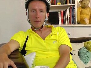 Bas matures brit cum