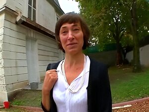 Marina veut que son mari la voit se faire baiser