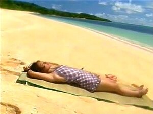 Kotoko Shiraishi en modélisation softcore,