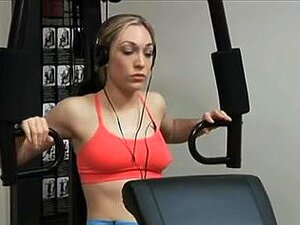 Sinn Sage & Lily Labeau