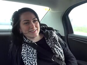 Gabriela, la MILF aux Gros seins, Ne peut résister à une Grosse Bite