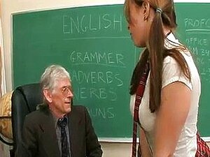 Le professeur et le nouvel élève