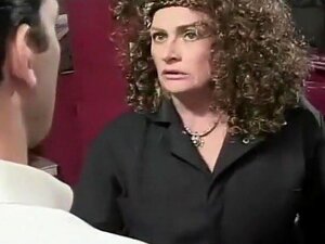 Granny vieillissante Sandra, elle n'en a peut-être pas l'air à