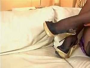 MES jambes et talons hauts