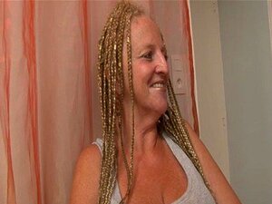 Préparez-vous pour le fantasme MILF ultime. Regardez Magdalena