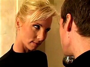 belle-mère que j'aimerais baiser avec des boucles, reçois un