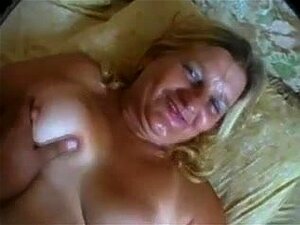 Wazoo disgracieux et gros vieilli dans une baise anale insondable,