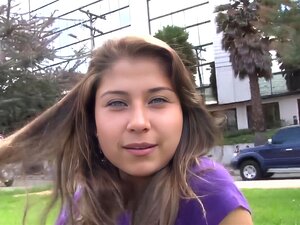 Ramassant une nana latine seineuse pour faire jouir une bite et se