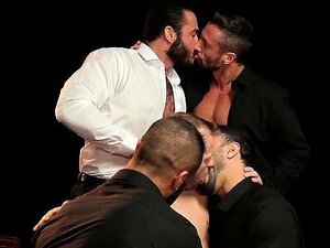 Femme salope coréenne partage son mari avec sa copine