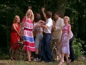 Plongez dans une capsule temporelle de plaisir avec 'Vintage Fuckfest