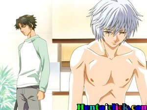 Un garçon gay hentai attaché se fait baiser