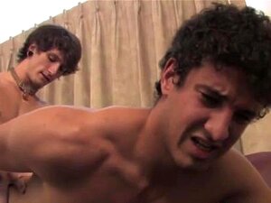 Vidéo gay porno Tristan était une petite garce et ne le ferait pas