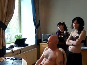 Découvrez l'extase ultime alors que nos beautés séduisantes