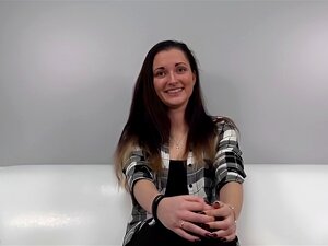 Première Fois Sensationnelle de Petra< / variant> < variant>Première