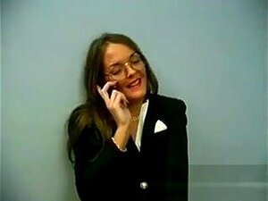 Collants serrés et porno fétichiste pour salope séduisante,