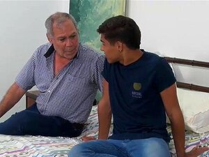 Regardez le beau-père Bull baiser le garçon maintenant ! - Gay, Mfd,