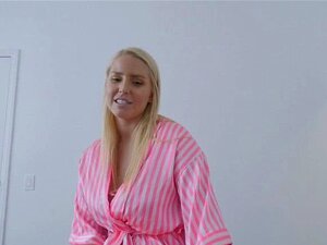 Étirer sa belle-mère chaude Vanessa Cage. Étirer sa jolie