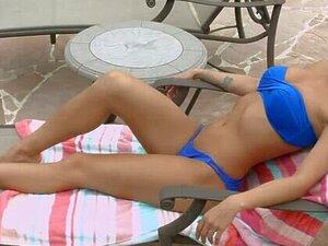 Jessa Rhodes baise son colocataire