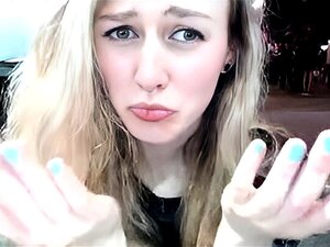 Public fétichiste ayant des xxx en bas résille