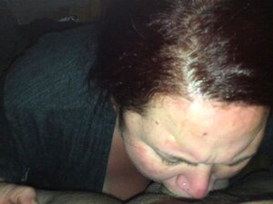 BJ et Messy Facial - Entraînement de pute de sperme - 3