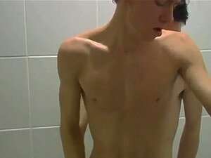 Films porno gay chauds Jesse Jacobs regarde Austin Parker en tant que