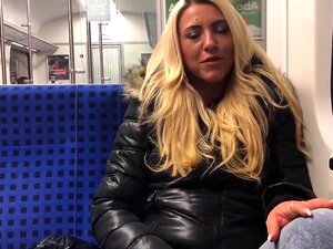 La salope de banlieue verhurte Paul vit l'expérience la plus perverse