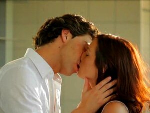 Maryjane Johnson baise passionnément le matin, la beauté rousse