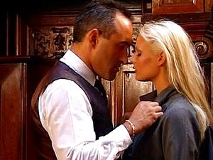 Nikki Anderson - Punition de Anna